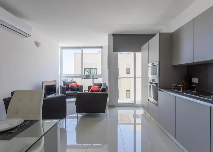 Bnbnova - Lovely Saint Julian With Terrace Appartement San Ġiljan